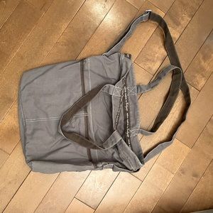 Thirty one retro metro crossbody bag